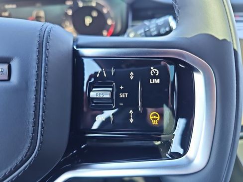 Certified 2025 Land Rover Range Rover Sport image 18