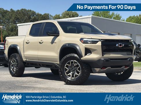 Used 2024 Chevrolet Colorado ZR2 w/ ZR2 Convenience Package III AWD/4WD image 1