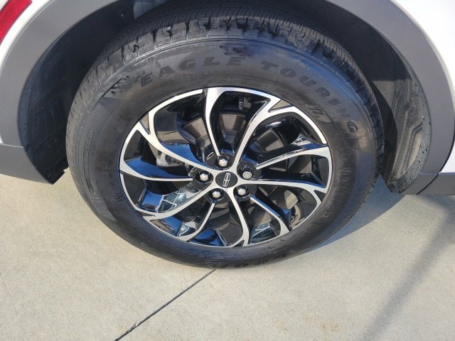 Certified 2024 Lincoln Nautilus Premier AWD/4WD image 16
