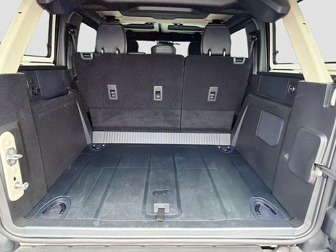 Used 2025 Ford Bronco Badlands AWD/4WD image 12