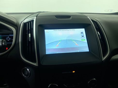 Used 2018 Ford Edge SEL w/ Equipment Group 201A image 5