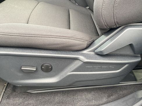 Used 2025 Ford F150 XLT w/ Equipment Group 301A Standard image 19