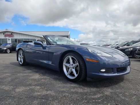 Used 2011 Chevrolet Corvette Convertible w/ Preferred Equipment Group RWD image 4