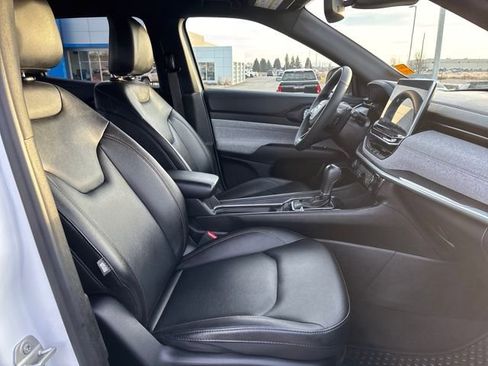 Used 2024 Jeep Compass Latitude image 22