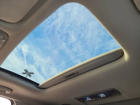 Used 2022 Kia Telluride SX w/ Towing Package image 15