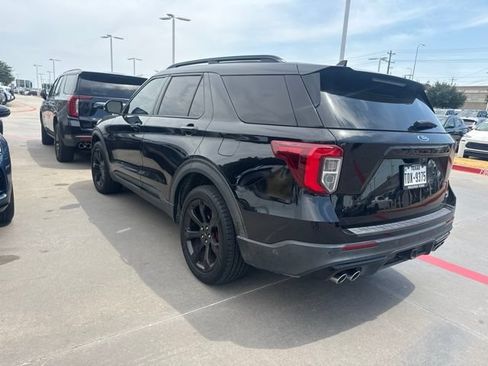 Used 2022 Ford Explorer ST w/ Equipment Group 401A AWD/4WD image 3