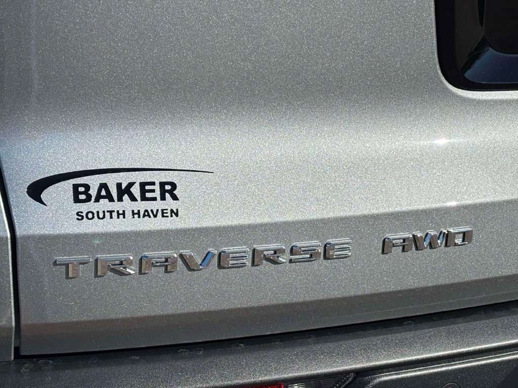 New 2027 Chevrolet Traverse LT w/ Driver Confidence Package AWD/4WD image 35