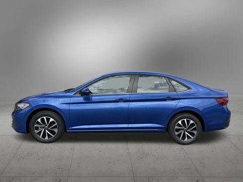 Used 2024 Volkswagen Jetta S image 2