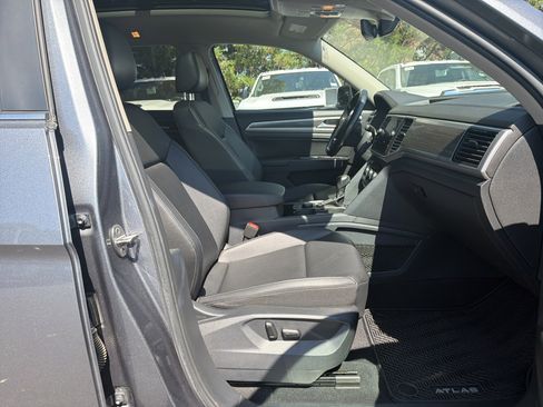 Used 2019 Volkswagen Atlas SEL AWD/4WD image 35