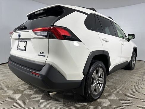 Used 2023 Toyota RAV4 LE image 7