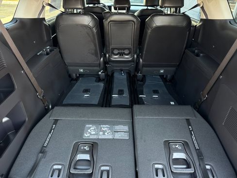 New 2026 Kia Carnival SX w/ SX Dark Edition Package image 17