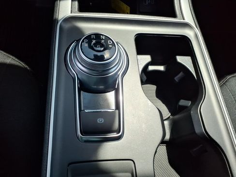 Used 2022 Ford Edge SE w/ Black Appearance Package AWD/4WD image 8