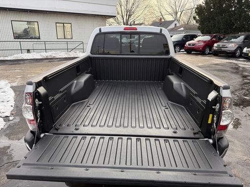 Used 2012 Toyota Tacoma 4x4 Double Cab w/ SR5 Pkg image 83