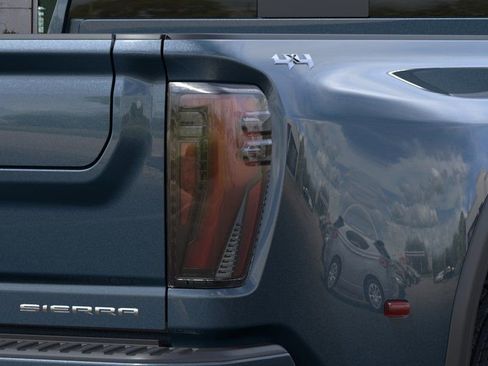 New 2026 GMC Sierra 3500 Denali Ultimate w/ LPO, Black Badging Package AWD/4WD image 11