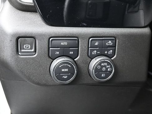 Used 2023 Chevrolet Silverado 1500 RST w/ Convenience Package II AWD/4WD image 18