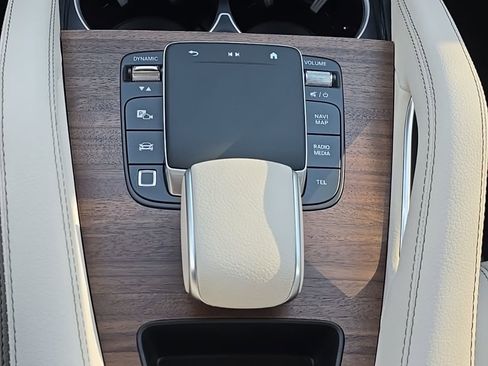 New 2026 Mercedes-Benz GLE 350 4MATIC image 21