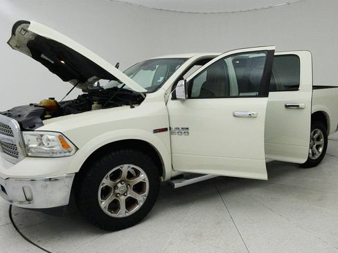 Used 2016 RAM 1500 Laramie w/ Convenience Group RWD image 10