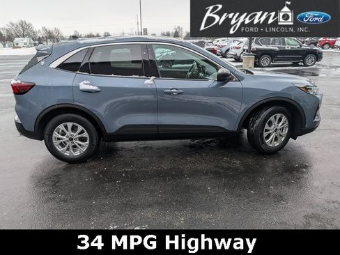 Used 2024 Ford Escape Active w/ Cold Weather Package image 2