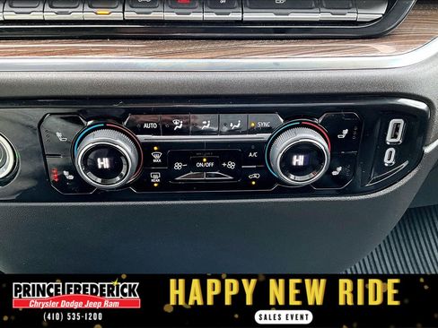 Used 2024 Chevrolet Silverado 1500 LT image 26