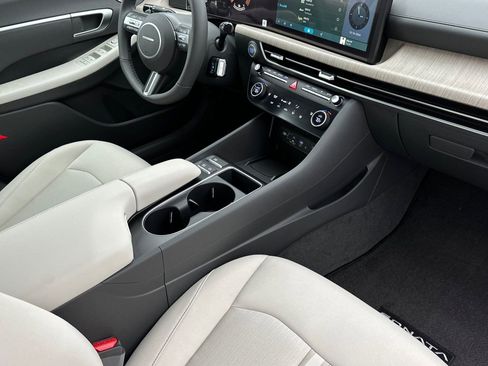 Used 2025 Hyundai Sonata SEL image 14