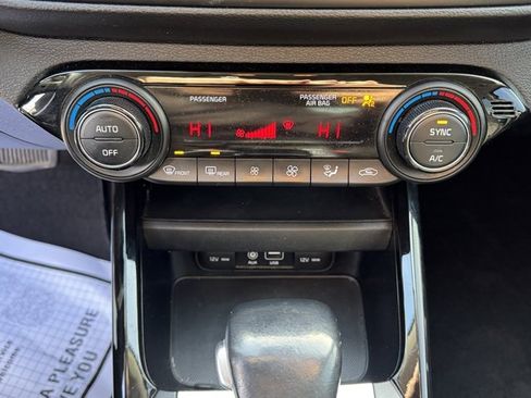 Used 2019 Kia Forte S image 16