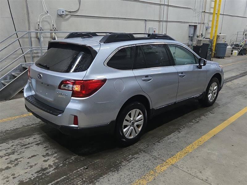 Used 2017 Subaru Outback 2.5i Premium AWD/4WD image 7