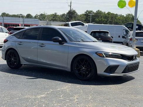 Used 2022 Honda Civic Sport image 8