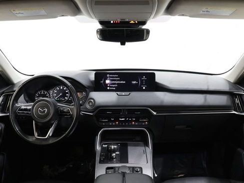 Used 2025 MAZDA CX-70 3.3 Turbo w/ Preferred Package AWD/4WD image 16