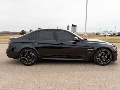 Used 2018 BMW M3 RWD image 8