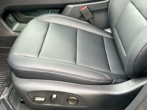 New 2026 GMC Acadia Elevation w/ Elevation Premium Package FWD image 9