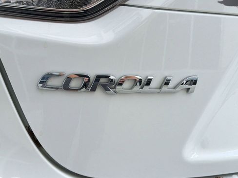 Used 2024 Toyota Corolla SE FWD image 30