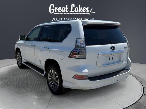 Used 2020 Lexus GX 460 Luxury w/ Accessory Package AWD/4WD image 3