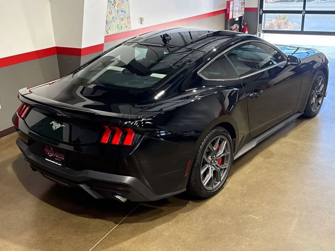 Used 2024 Ford Mustang Coupe w/ 2.3L High Performance Package RWD image 41