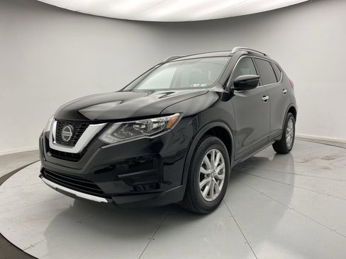 Used 2018 Nissan Rogue SV AWD/4WD image 1