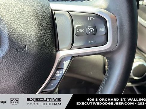 Used 2023 RAM 1500 Big Horn AWD/4WD image 12
