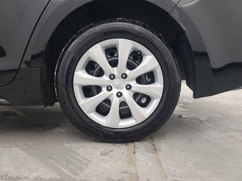 Used 2024 Toyota Corolla LE image 11