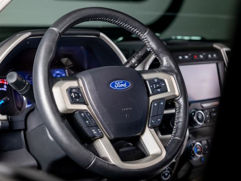 Used 2020 Ford F350 Lariat w/ Lariat Ultimate Package image 35