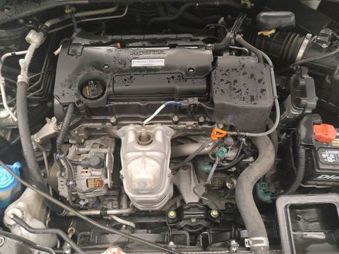 Used 2017 Honda Accord Sport image 30