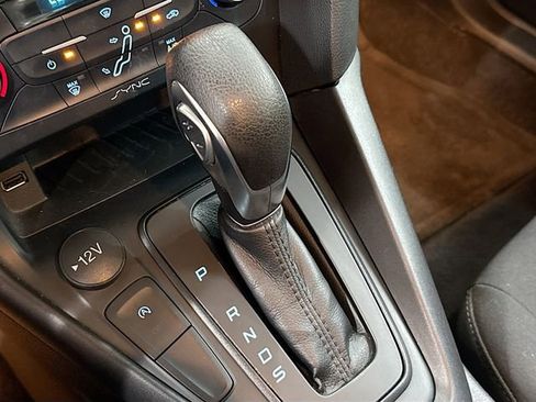 Used 2018 Ford Focus SE image 17