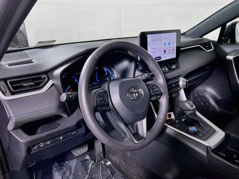 Certified 2024 Toyota RAV4 XSE w/ Weather Package AWD/4WD image 9