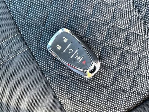 Used 2020 Chevrolet Blazer LT FWD image 11