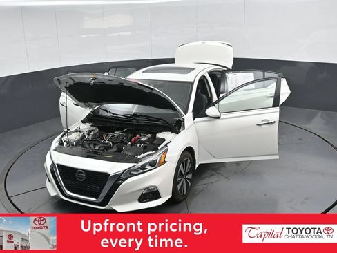 Used 2022 Nissan Altima 2.5 SL AWD/4WD image 49