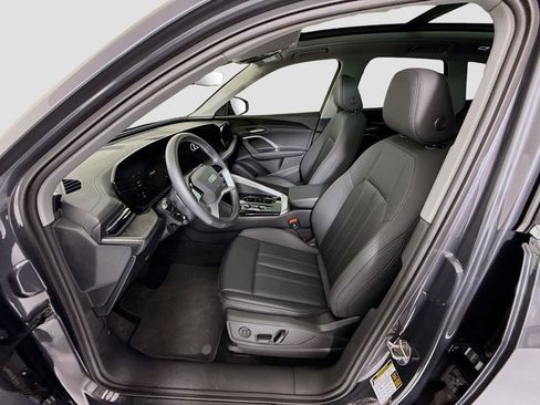 Certified 2025 Audi Q5 Premium w/ Convenience Package AWD/4WD image 20