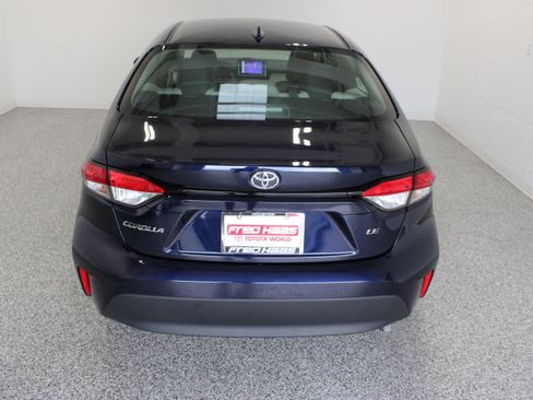 Used 2025 Toyota Corolla LE FWD image 8
