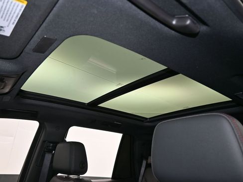 Used 2025 Chevrolet Tahoe RST w/ RST Capability Package image 12