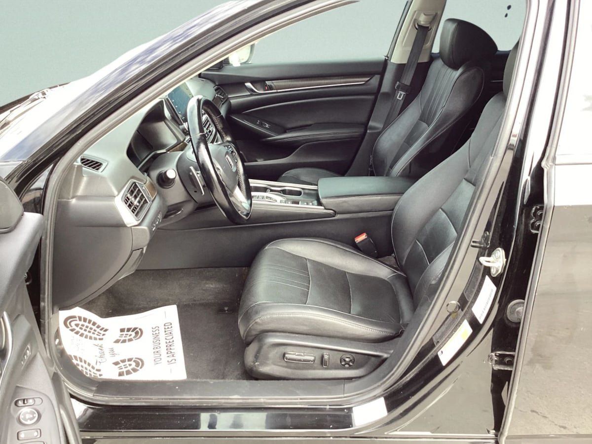 Used 2020 Honda Accord Touring image 9
