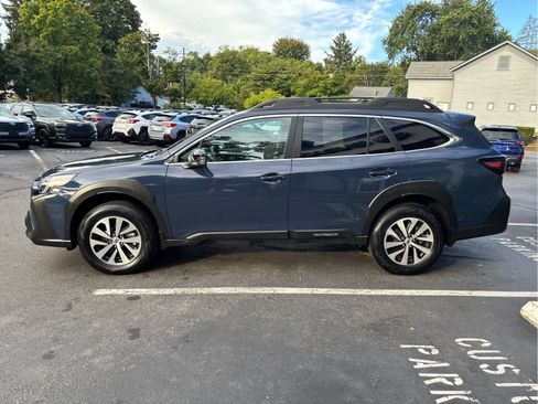Used 2025 Subaru Outback Premium w/ Popular Package #1 AWD/4WD image 7
