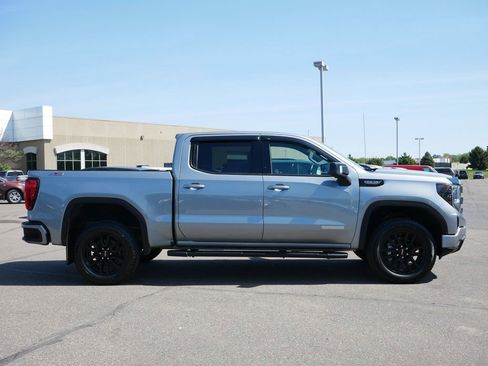Used 2024 GMC Sierra 1500 Elevation w/ Elevation Premium Package AWD/4WD image 11