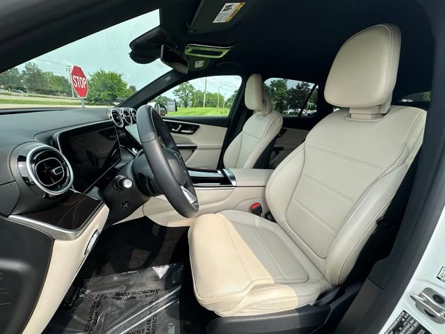 Certified 2025 Mercedes-Benz GLC 350e 4MATIC image 15