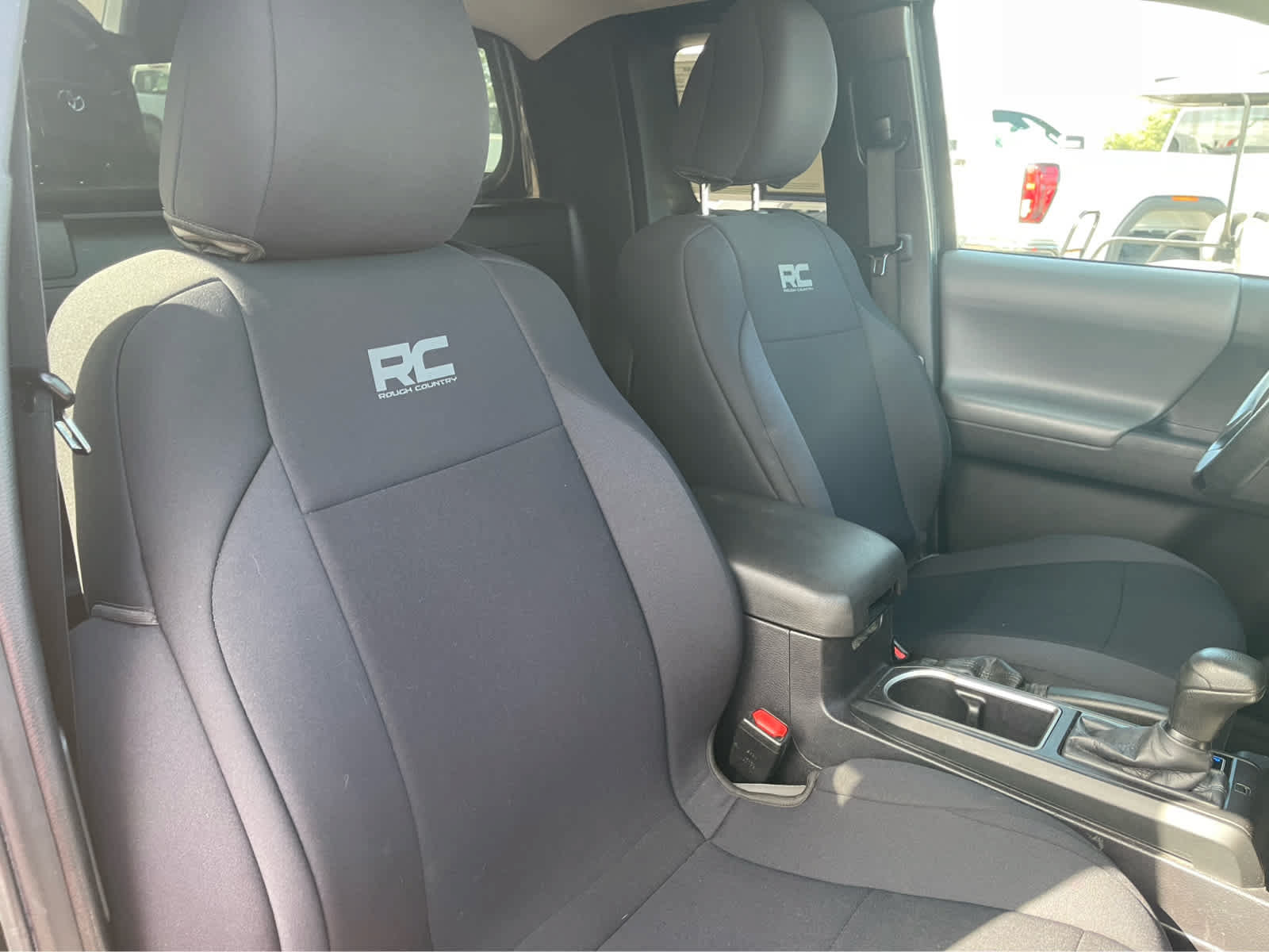 Used 2021 Toyota Tacoma SR AWD/4WD image 24